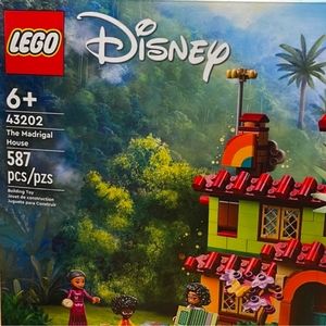 Lego 43202 Encanto The Madrigal House